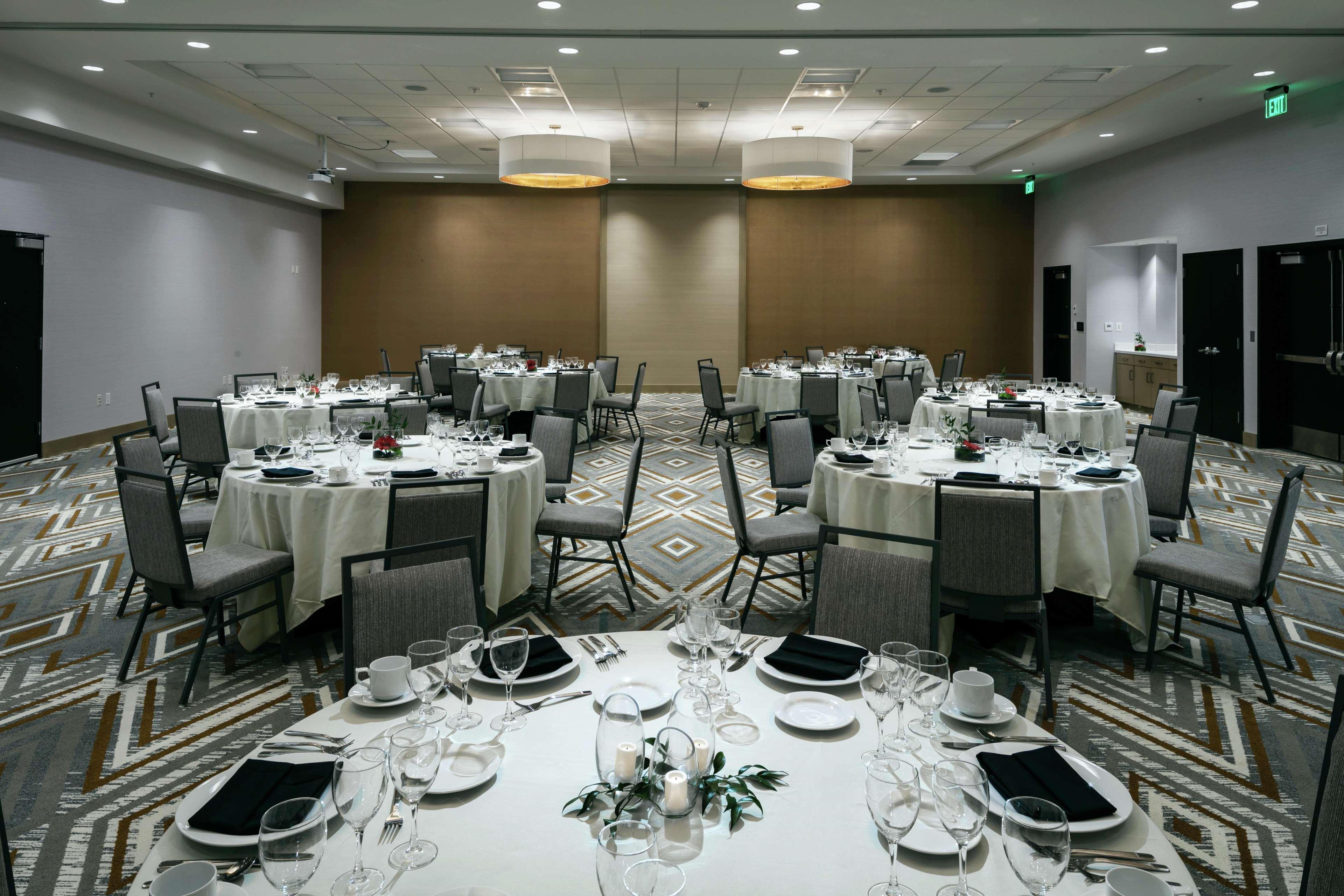 Hilton Garden Inn Seattle Bellevue Downtown, Wa Ngoại thất bức ảnh