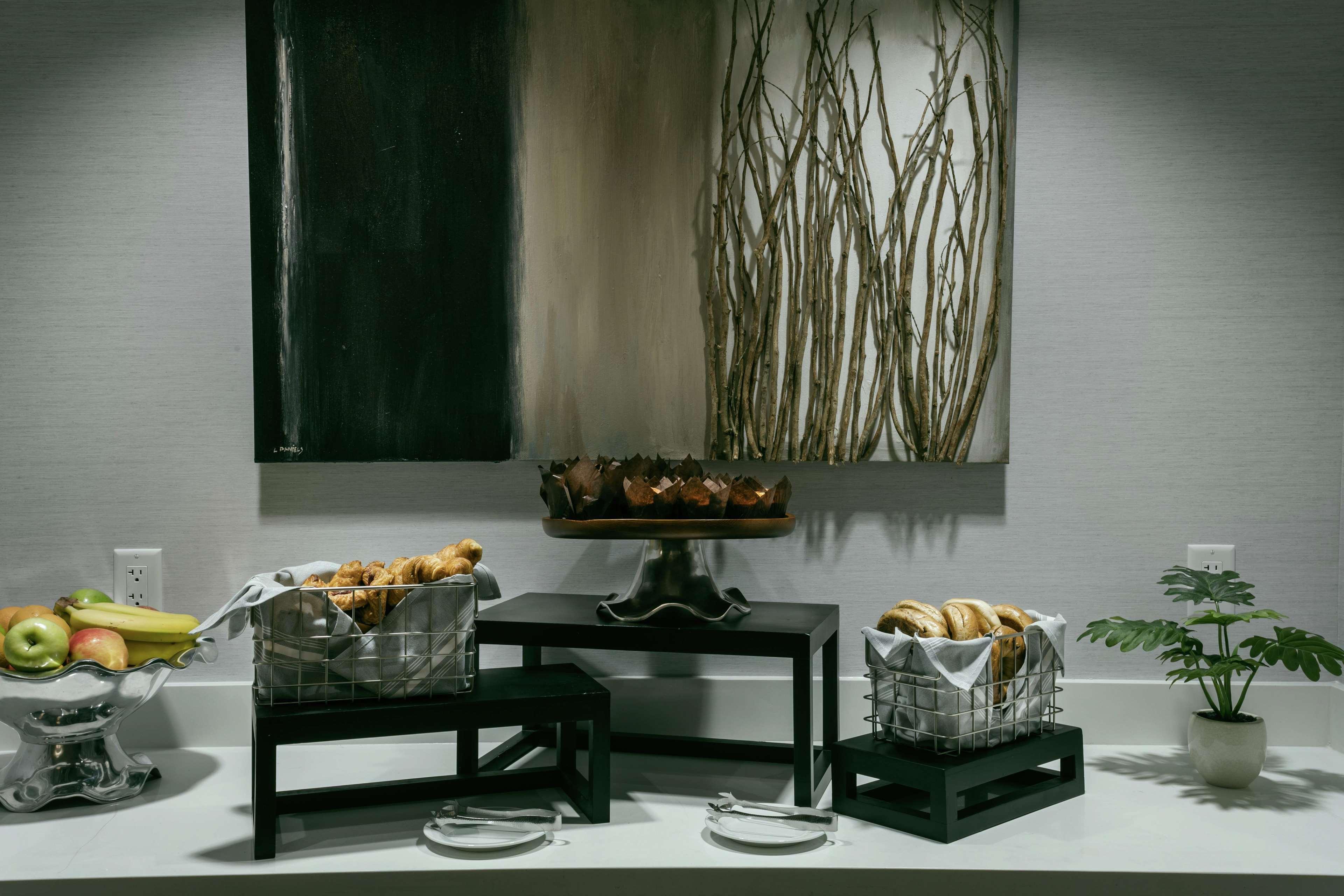 Hilton Garden Inn Seattle Bellevue Downtown, Wa Ngoại thất bức ảnh