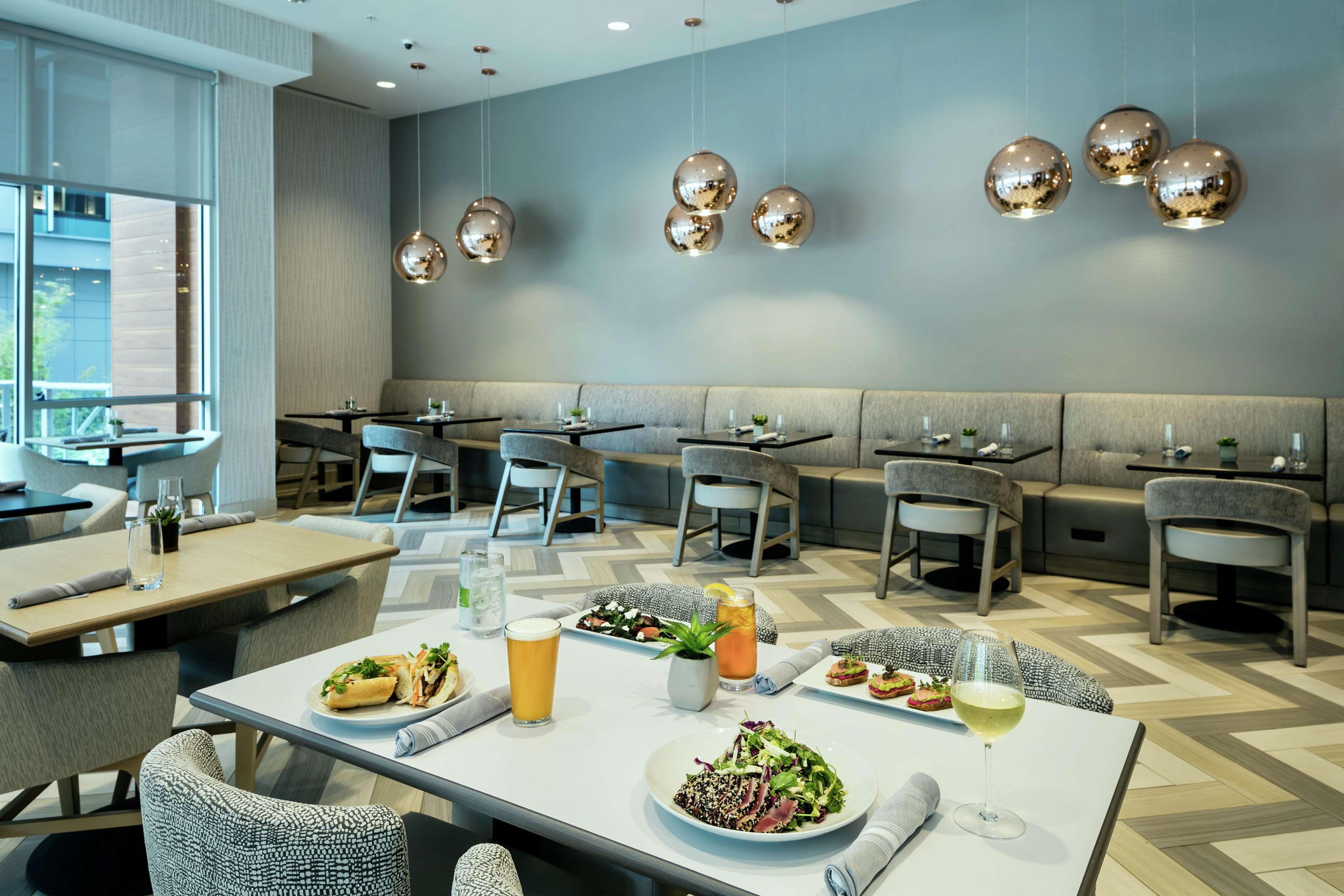 Hilton Garden Inn Seattle Bellevue Downtown, Wa Ngoại thất bức ảnh