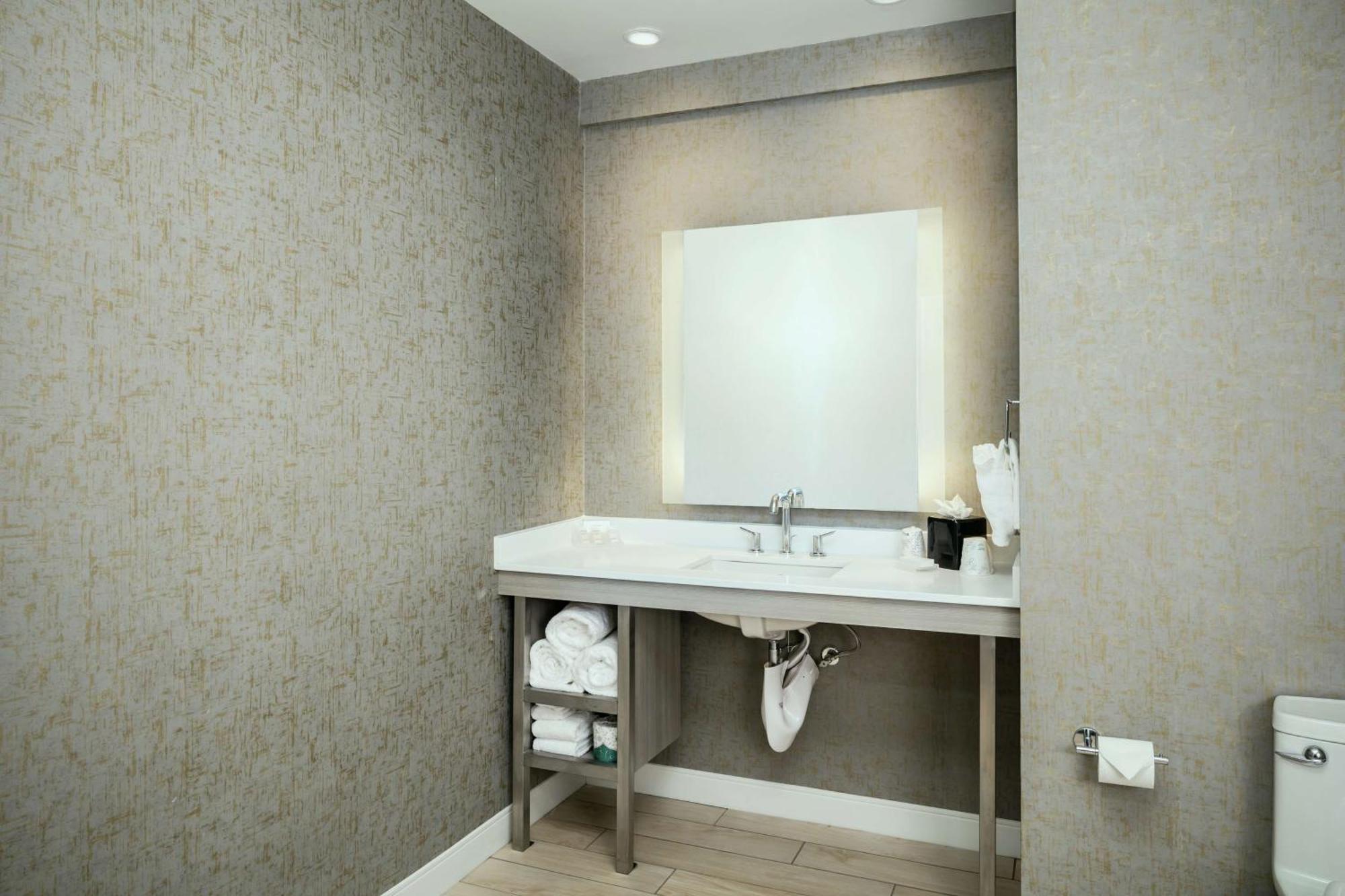 Hilton Garden Inn Seattle Bellevue Downtown, Wa Ngoại thất bức ảnh